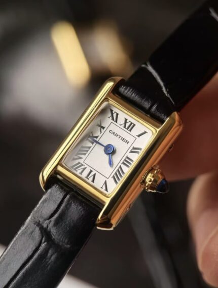 Cartier Tank Louis 24 × 16.5 mm, thickness 6.2 mm